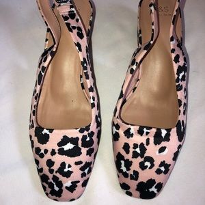 Dress shoes